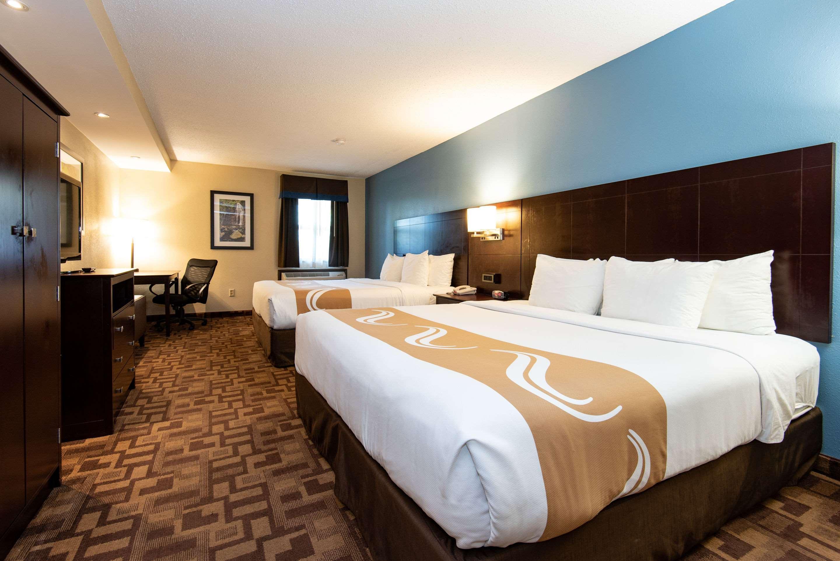 Quality Inn & Suites Quakertown-Allentown Экстерьер фото