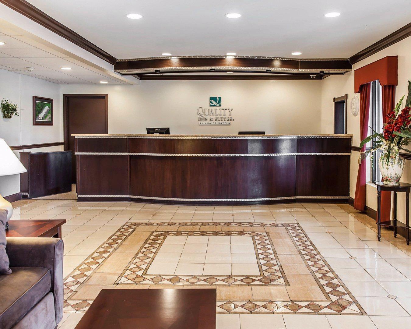 Quality Inn & Suites Quakertown-Allentown Экстерьер фото