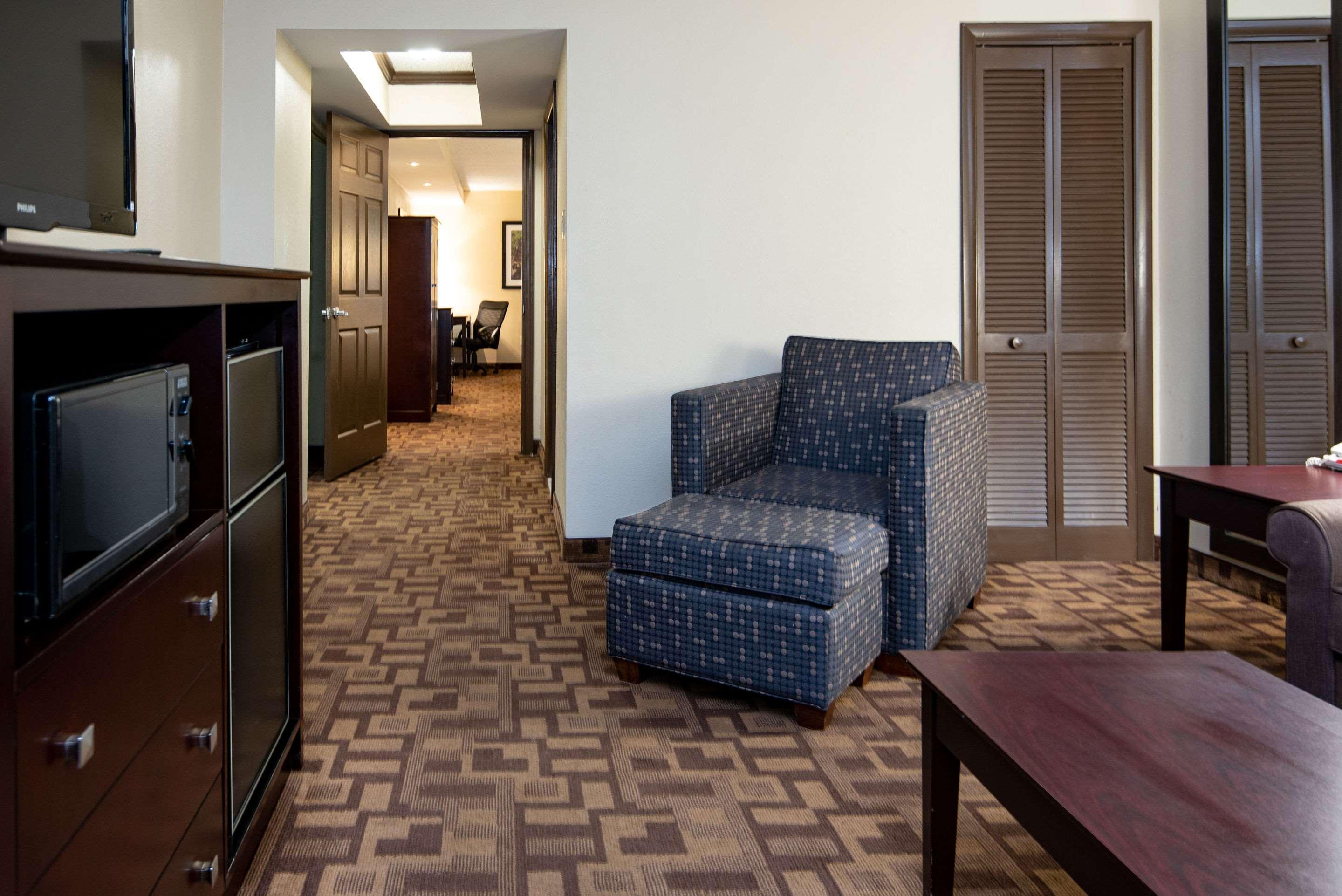 Quality Inn & Suites Quakertown-Allentown Экстерьер фото