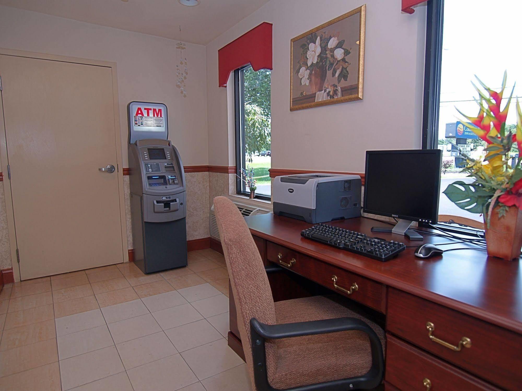 Quality Inn & Suites Quakertown-Allentown Экстерьер фото